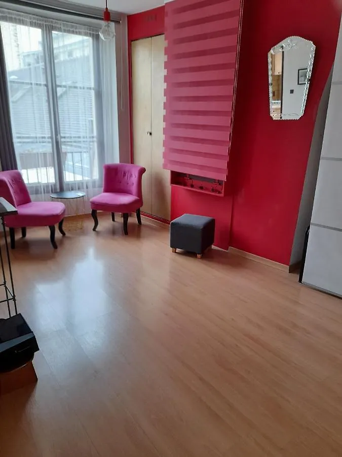 Atypique A Bastille Daire *
